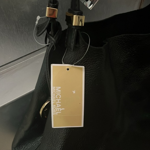 Michael Kors  Colgate bag . New with tag ( Gift idea ) - Picture 9 of 9